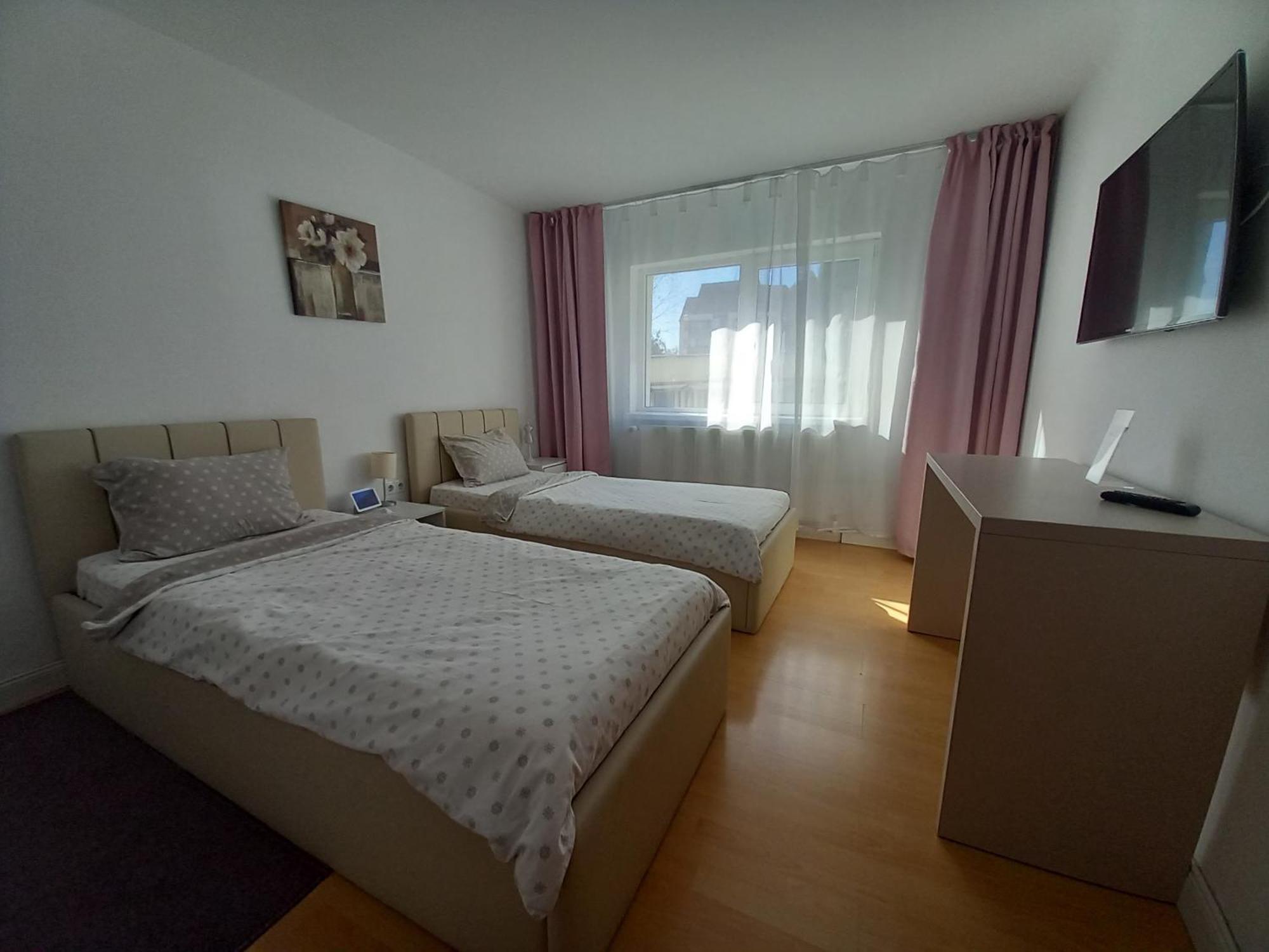 4 Seasons Apartments Bistriţa 외부 사진