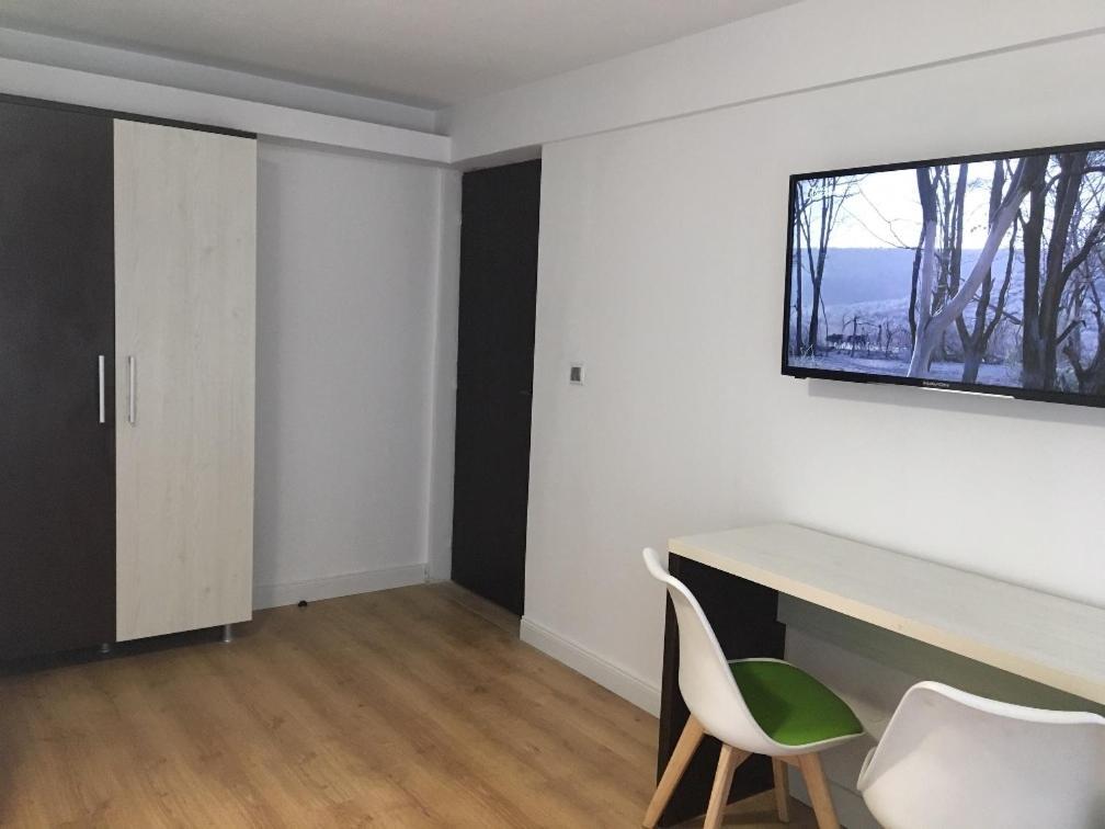 4 Seasons Apartments Bistriţa 외부 사진
